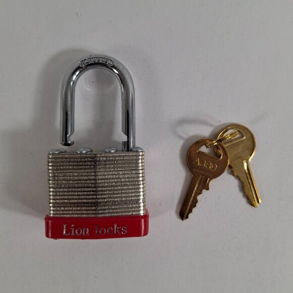 Lion Lock Keyed-Alike Padlock w/ 1.25" Shackle, 2 Keys Hardened Steel Case - Picture 5 of 16